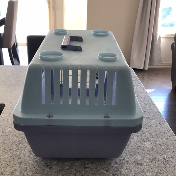 Small Animal Carrier - Picture 4 of 5